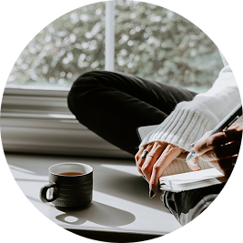 Coach pour timides pour vous aider à surmonter la timidité et gagner en confiance en soi. Programmes de coaching personnalisés disponibles.